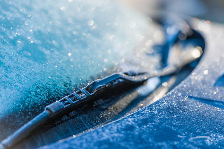 de-ice-windshield-alaska