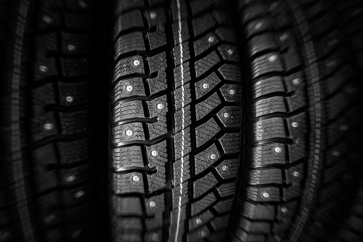 studded-tires-alaska